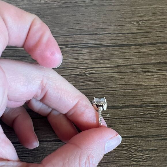 CZ Diamond Ring-perfect condition - Picture 5 of 9